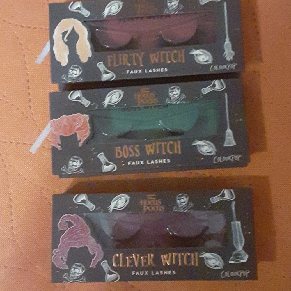 Colourpop hocus pocus set of eyelashes
